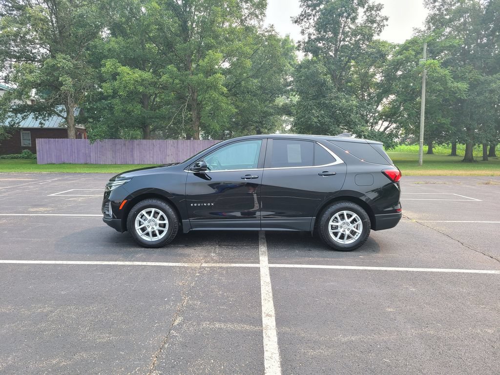 Used 2023 Chevrolet Equinox LT AWD/4WD image 4