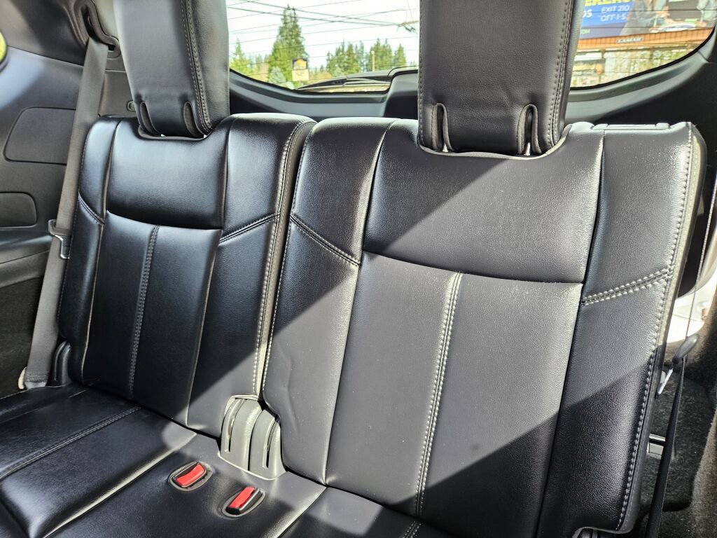 Used 2020 Nissan Pathfinder SL image 20