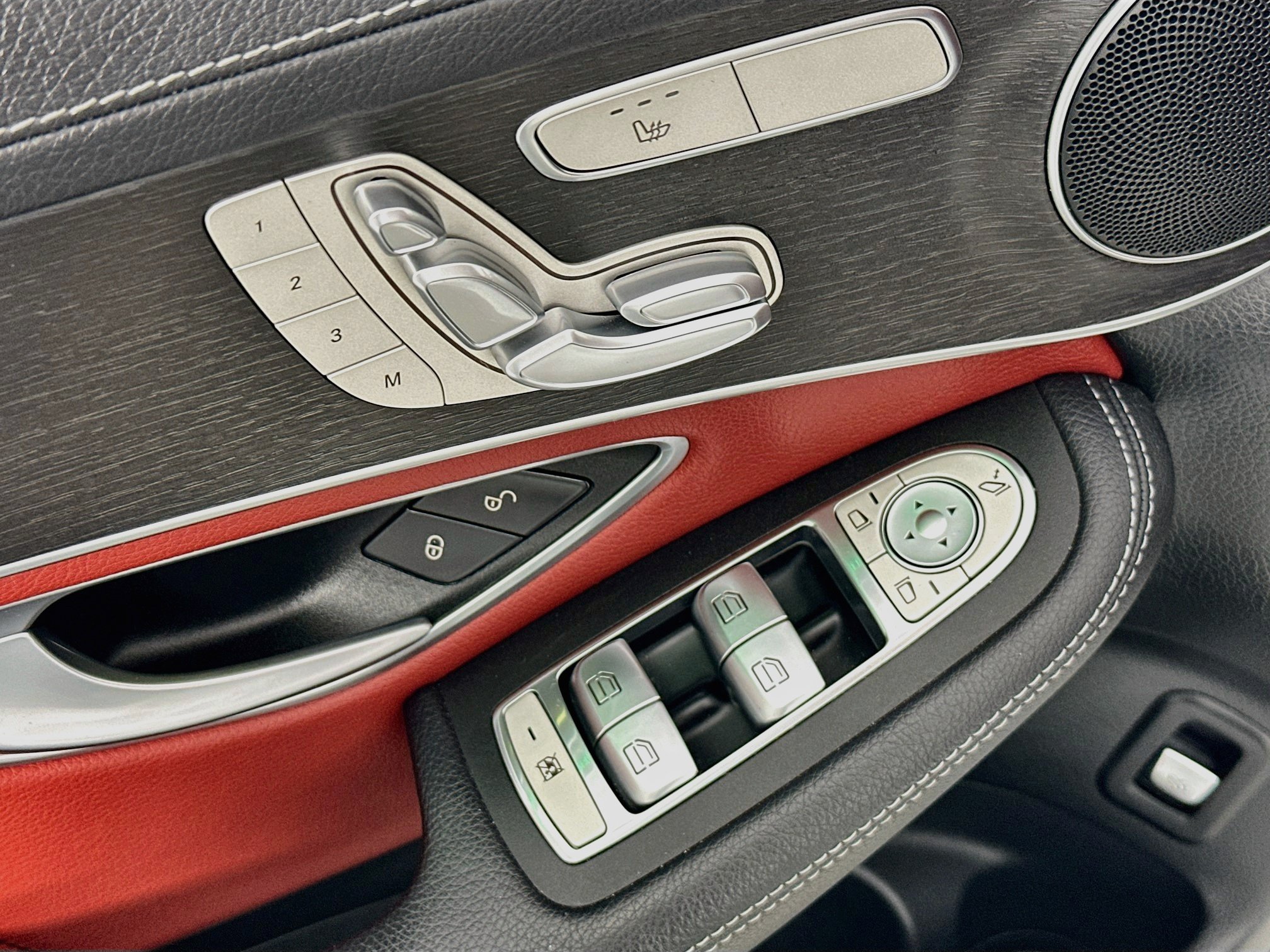Used 2022 Mercedes-Benz GLC 43 AMG 4MATIC image 17