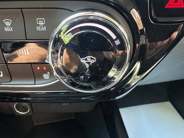 New 2025 Chevrolet Trax LT w/ Driver Confidence Package image 17