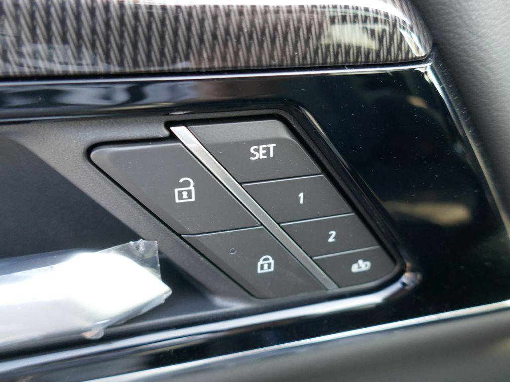 New 2026 GMC Yukon XL Elevation w/ Elevation Premium Package AWD/4WD image 19