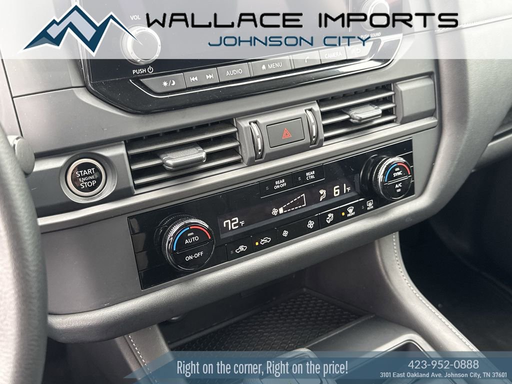 Used 2024 Nissan Pathfinder S image 25