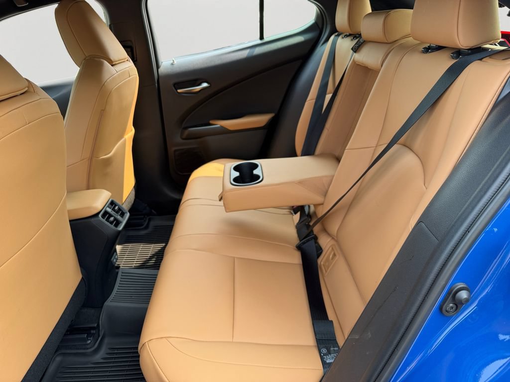 Used 2025 Lexus UX 300h AWD w/ Accessory Package (Z1) image 10