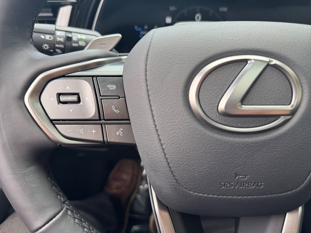 Used 2025 Lexus TX 350 AWD w/ Technology Package image 29