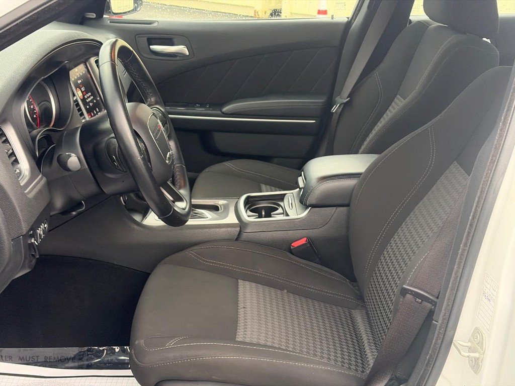 Used 2023 Dodge Charger SXT RWD image 19