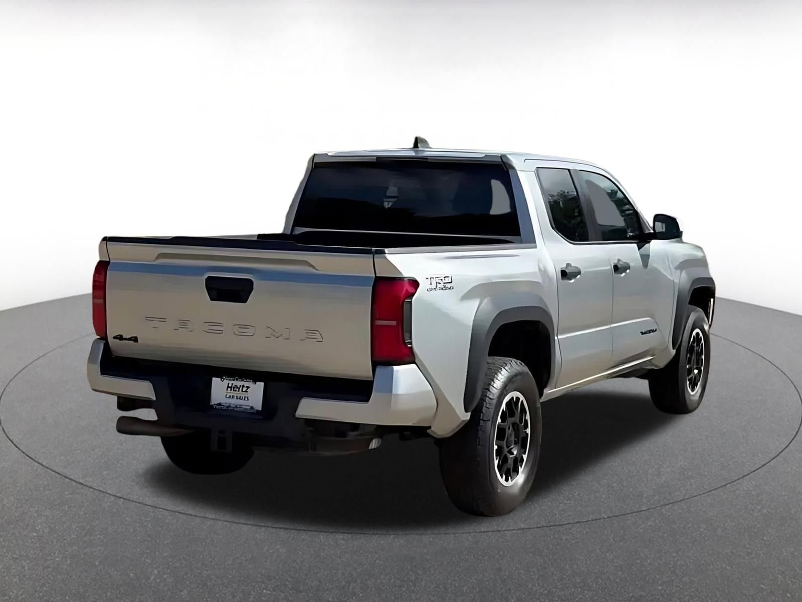 Used 2024 Toyota Tacoma TRD Off-Road AWD/4WD image 15