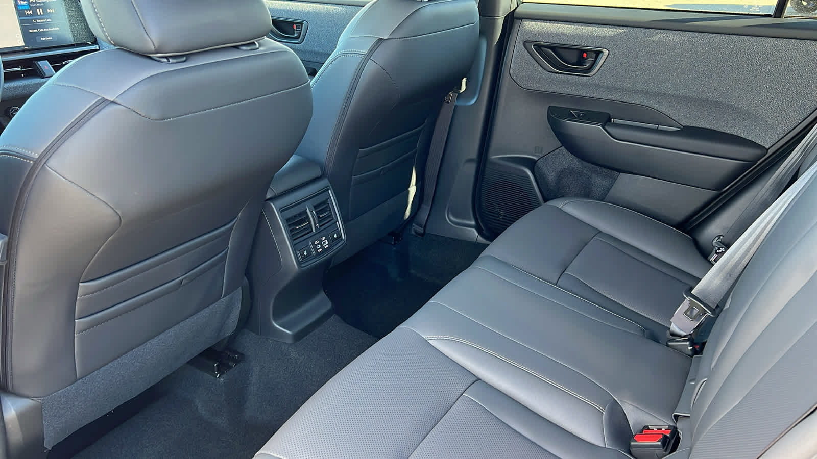 New 2026 Subaru Outback Limited AWD/4WD image 24