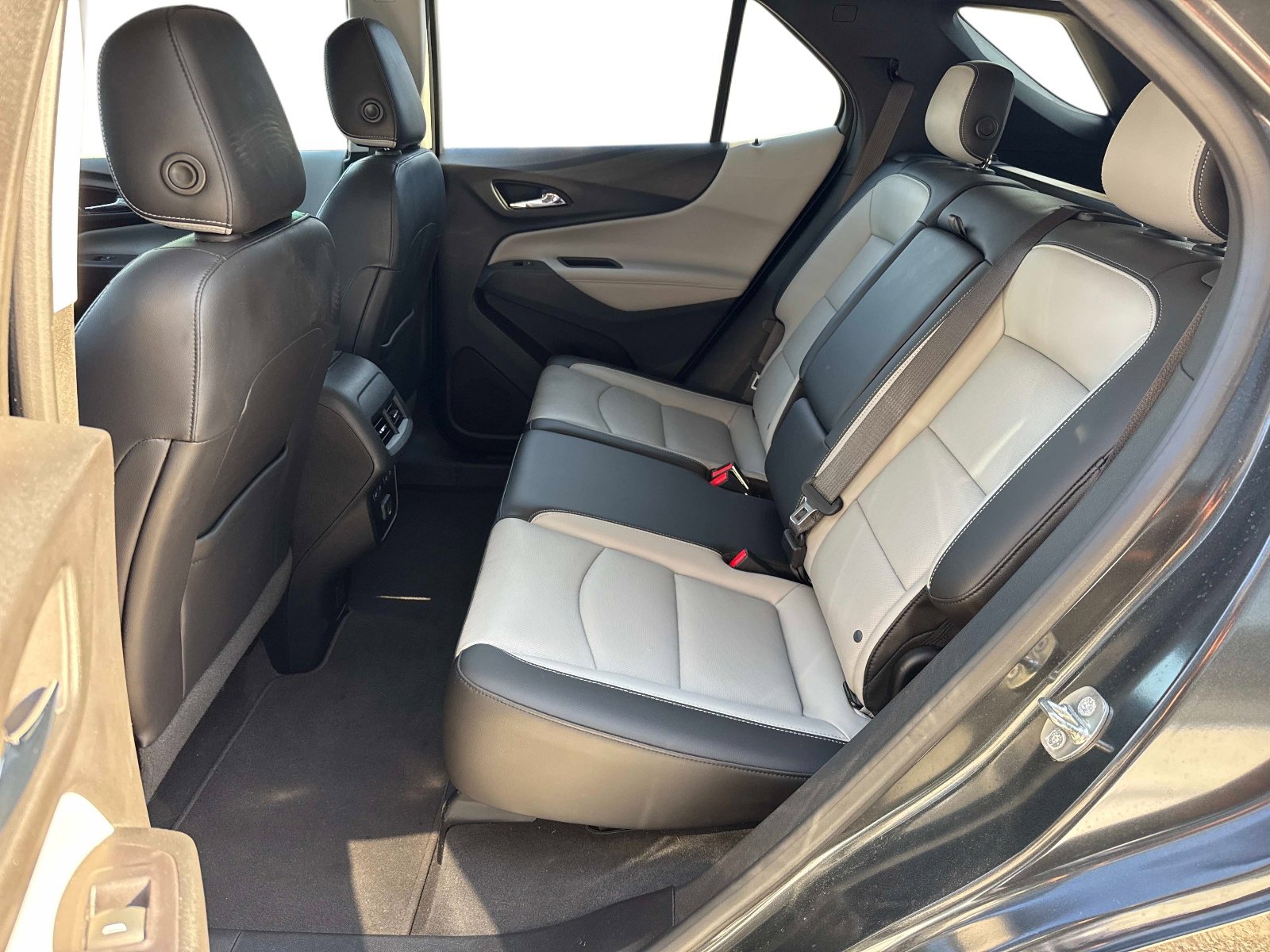 Used 2019 Chevrolet Equinox Premier AWD/4WD image 14