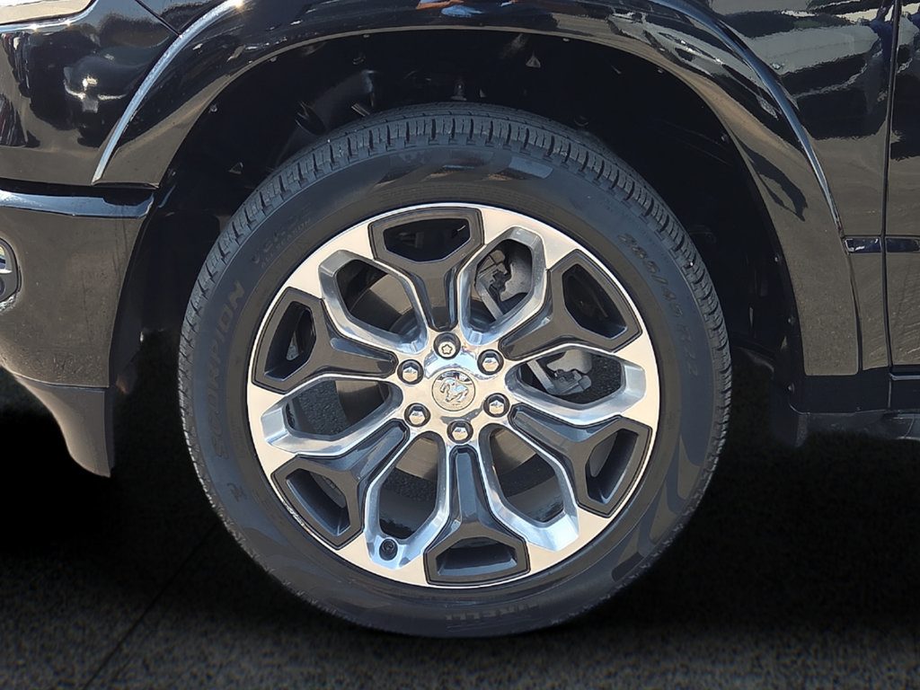 Used 2023 RAM 1500 Limited AWD/4WD image 8