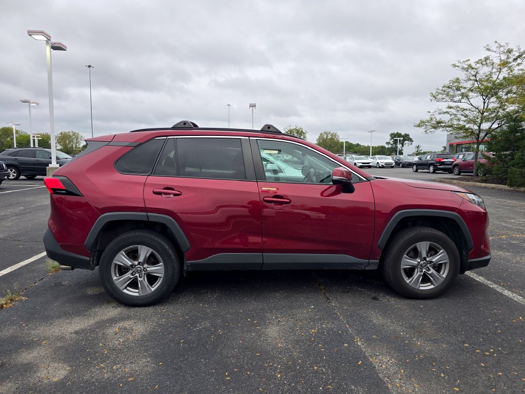 Certified 2022 Toyota RAV4 XLE w/ XLE Grade Weather Package AWD/4WD image 9