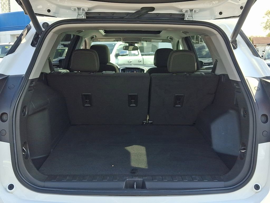 Used 2023 GMC Terrain SLE w/ Driver Convenience Package image 34