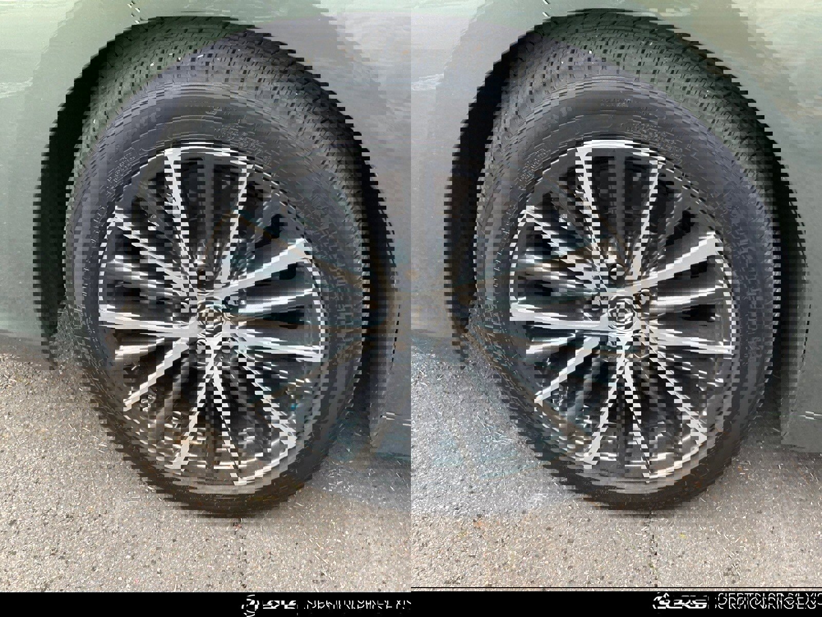 Used 2025 Lexus ES 300h w/ Premium Package image 6