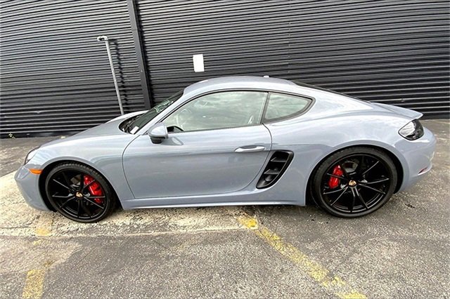 New 2025 Porsche 718 Cayman S image 2