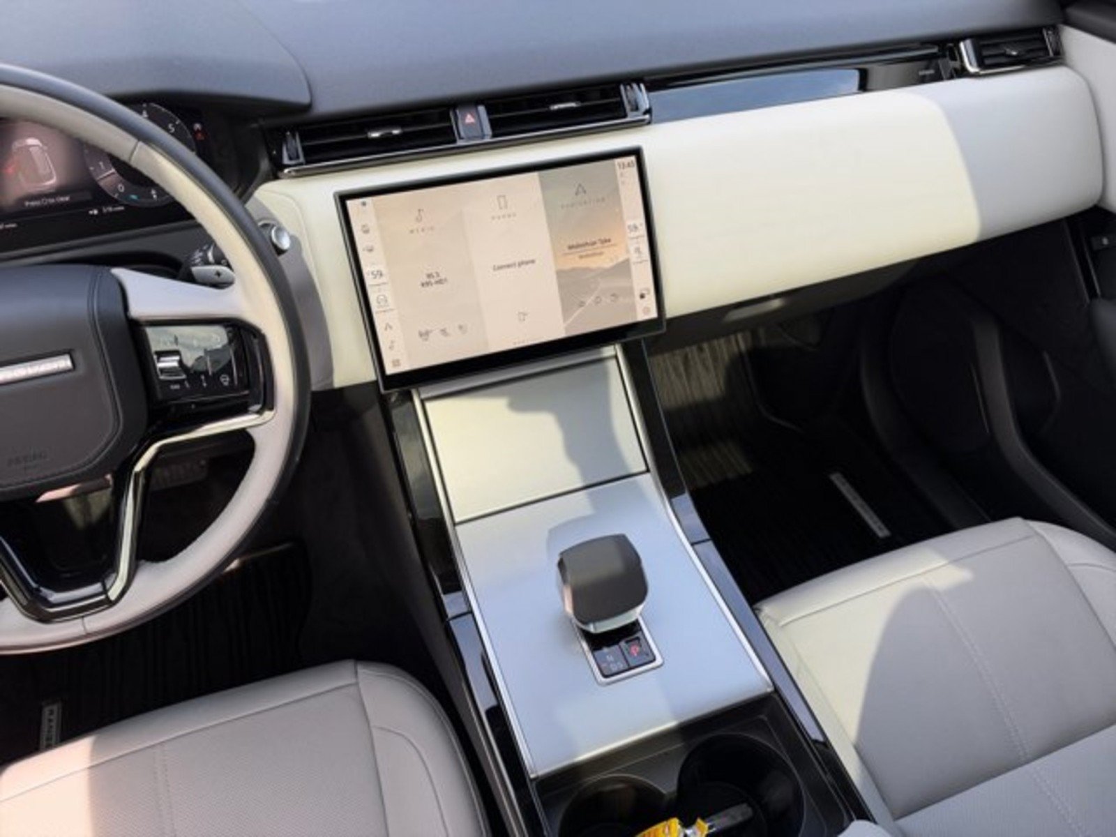 Certified 2024 Land Rover Range Rover Velar S AWD/4WD image 14