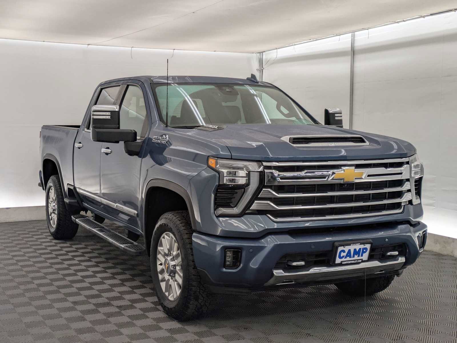 Used 2024 Chevrolet Silverado 3500 High Country w/ High Country Premium Package image 8