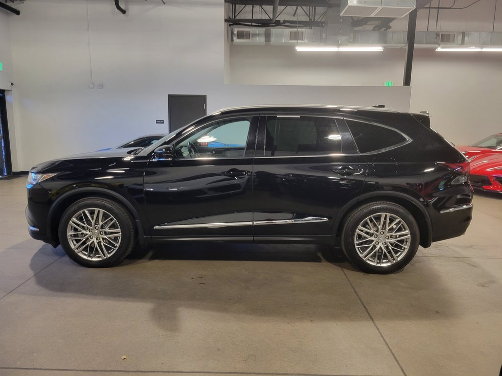 Used 2023 Acura MDX SH-AWD w/ Advance Package image 4