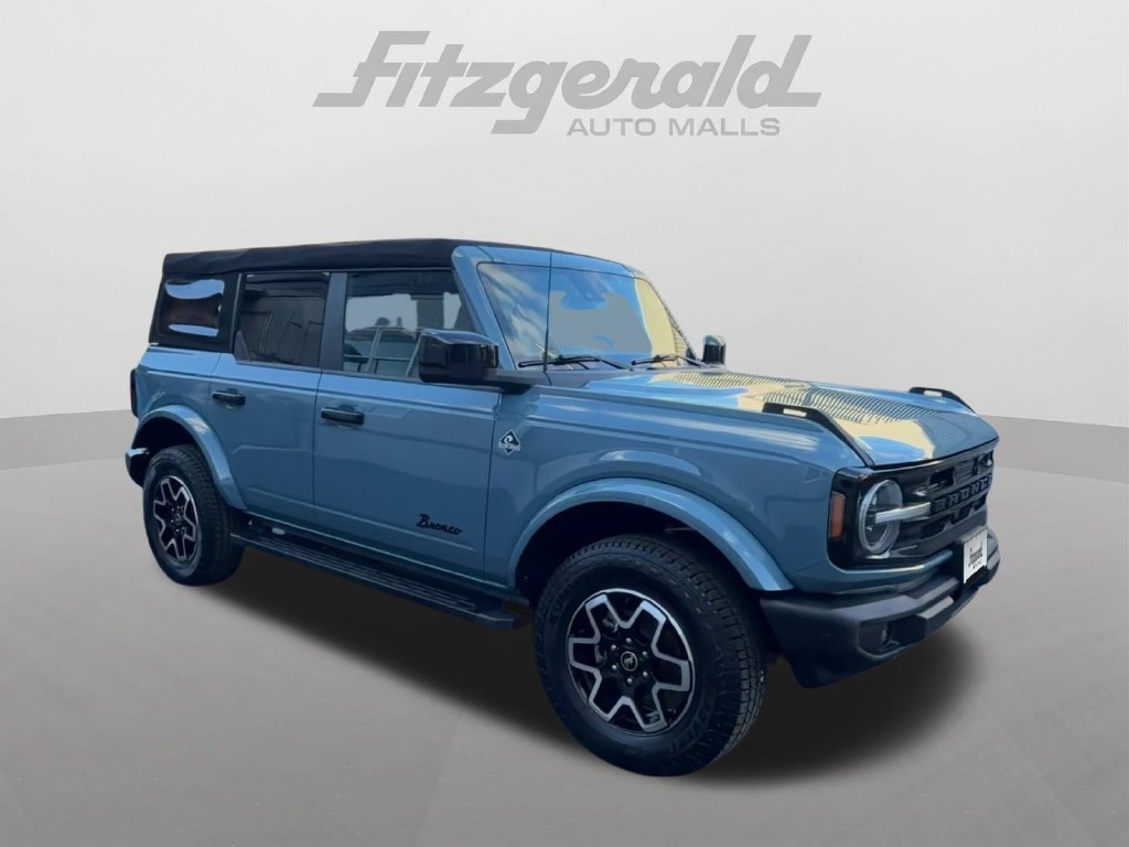 Used 2022 Ford Bronco Outer Banks AWD/4WD image 9