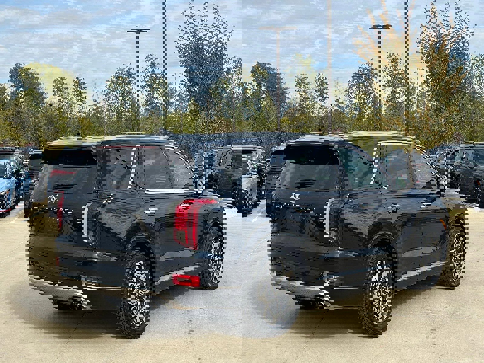 Used 2022 Hyundai Palisade Calligraphy w/ Cargo Package image 11