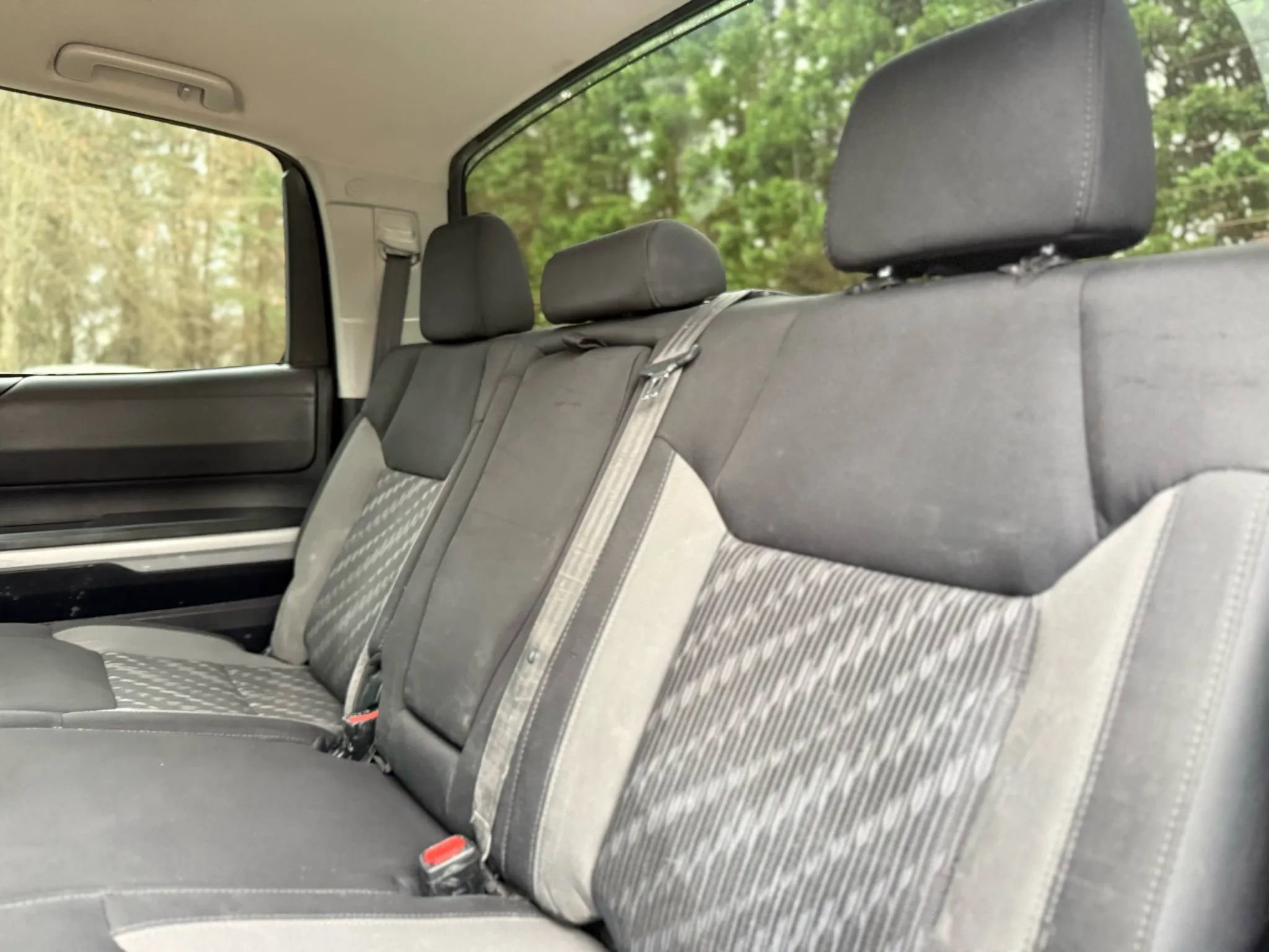 Used 2018 Toyota Tundra SR5 w/ SR5 Upgrade Package image 24