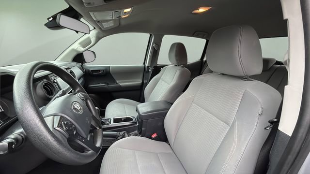 Used 2019 Toyota Tacoma SR image 16