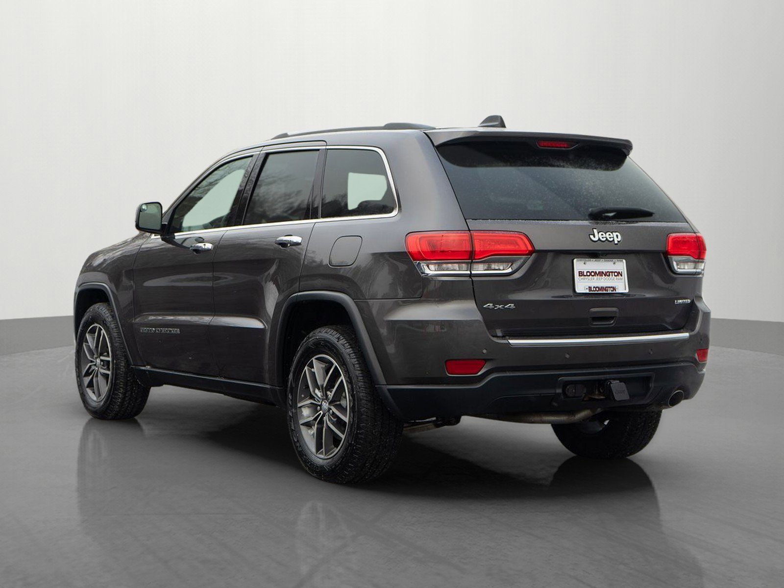 Used 2018 Jeep Grand Cherokee Limited w/ Trailer Tow Group IV image 5