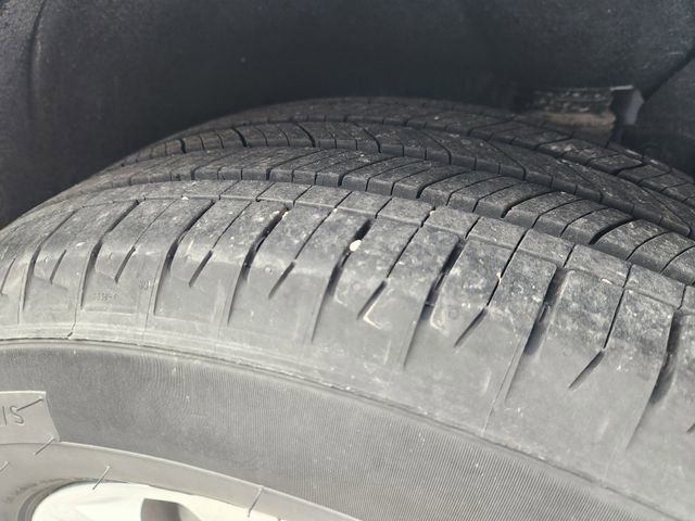 Used 2024 Chevrolet Equinox LT w/ LPO, Floor Liner Package image 10