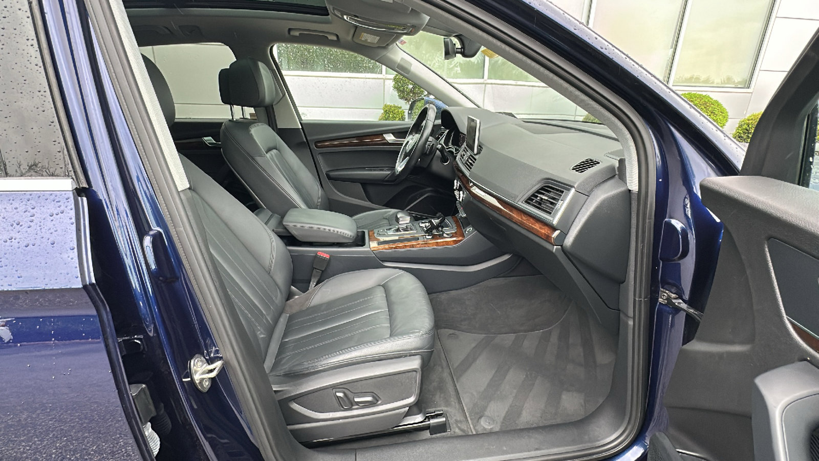 Used 2018 Audi Q5 2.0T Premium Plus w/ Premium Plus Package AWD/4WD image 24