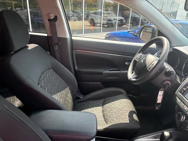 Used 2025 Mitsubishi Outlander Sport ES AWD/4WD image 10