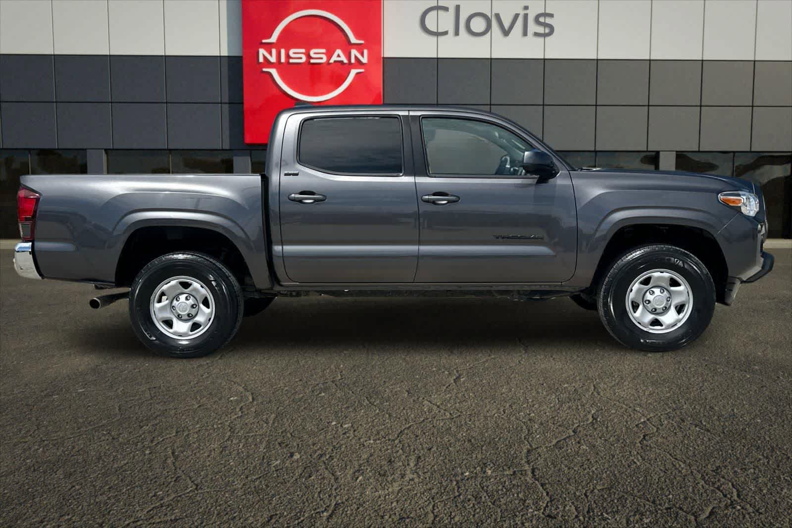 Used 2021 Toyota Tacoma SR5 RWD image 9