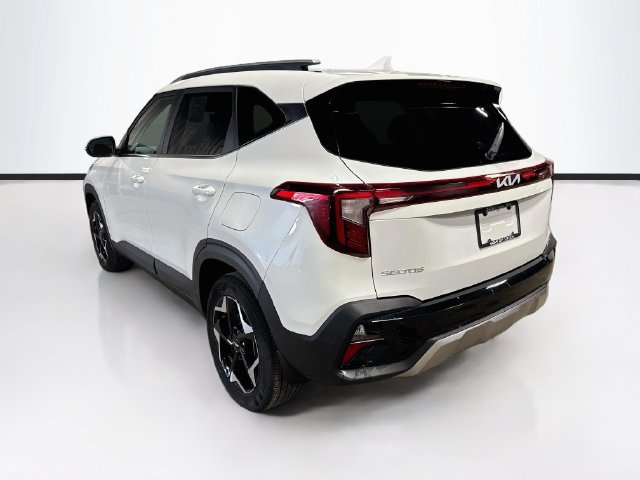 Used 2024 Kia Seltos EX AWD/4WD image 5