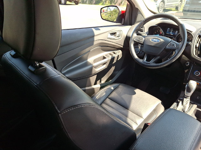 Used 2019 Ford Escape Titanium AWD/4WD image 19