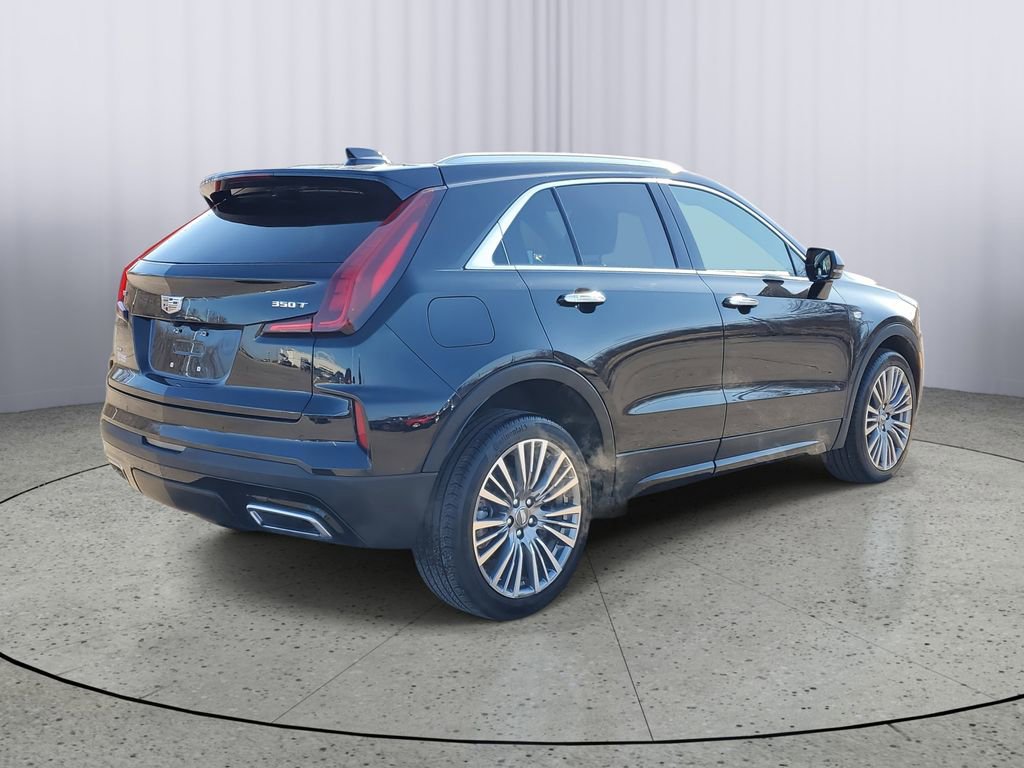Certified 2024 Cadillac XT4 Premium Luxury image 3