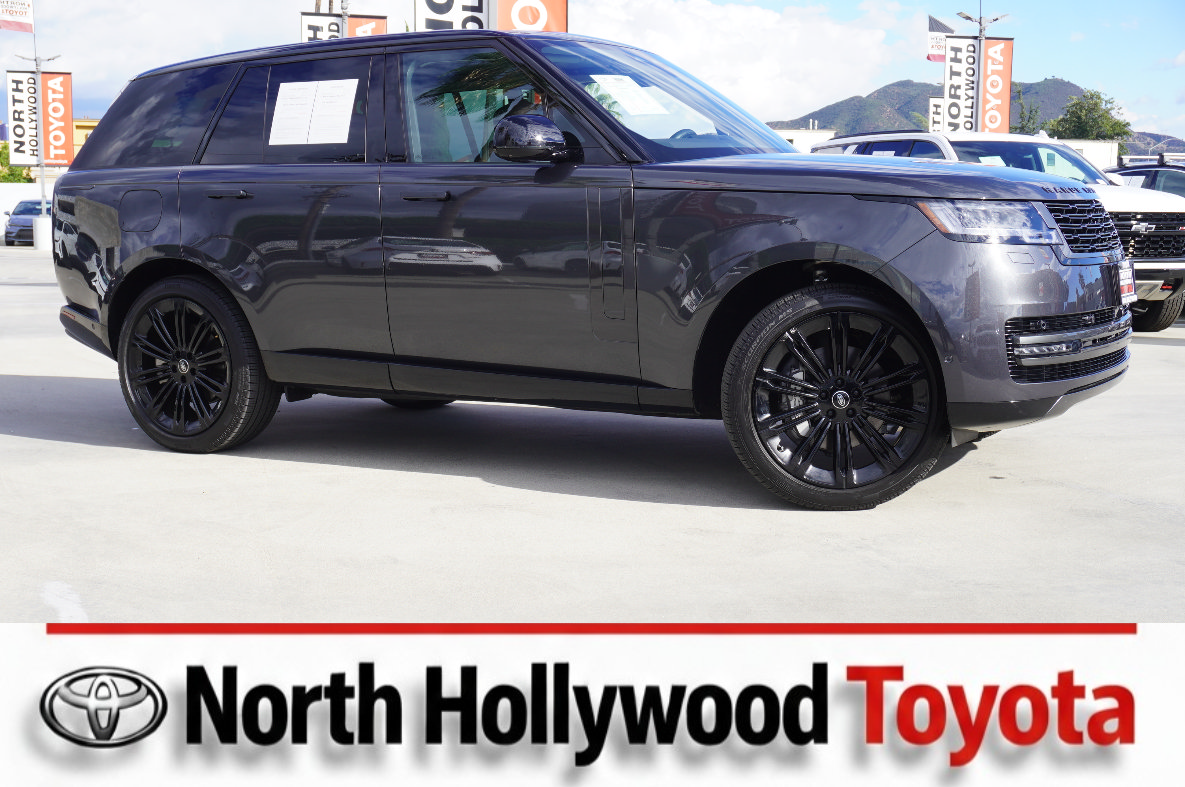 Used 2025 Land Rover Range Rover SE