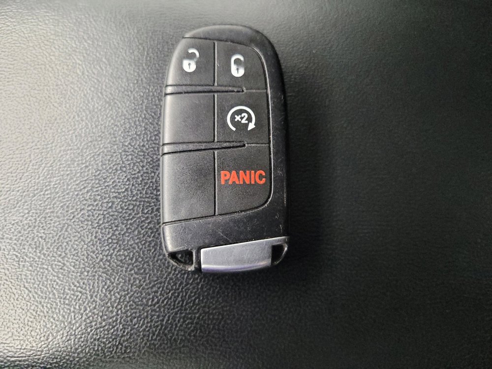 Used 2018 Dodge Journey GT w/ Driver Convenience Group FWD image 32