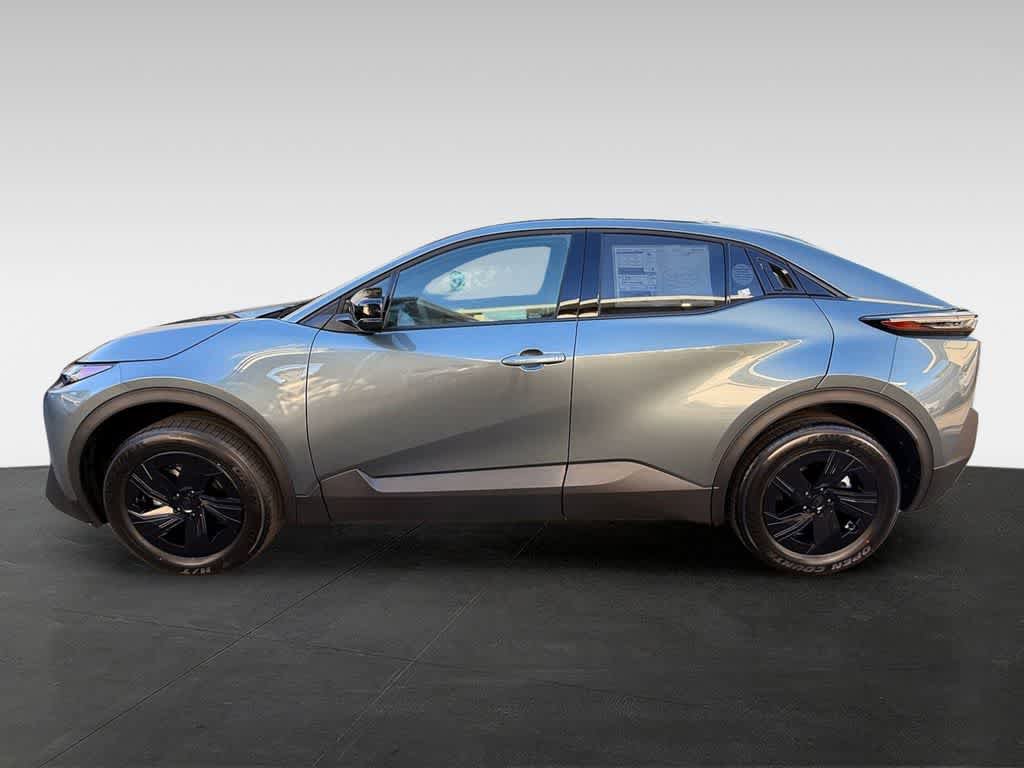 New 2026 Subaru Uncharted Premium FWD image 3