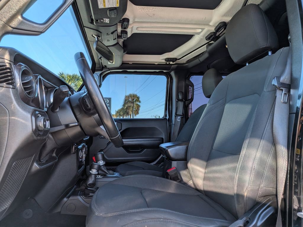 Used 2021 Jeep Wrangler Unlimited Sport image 16