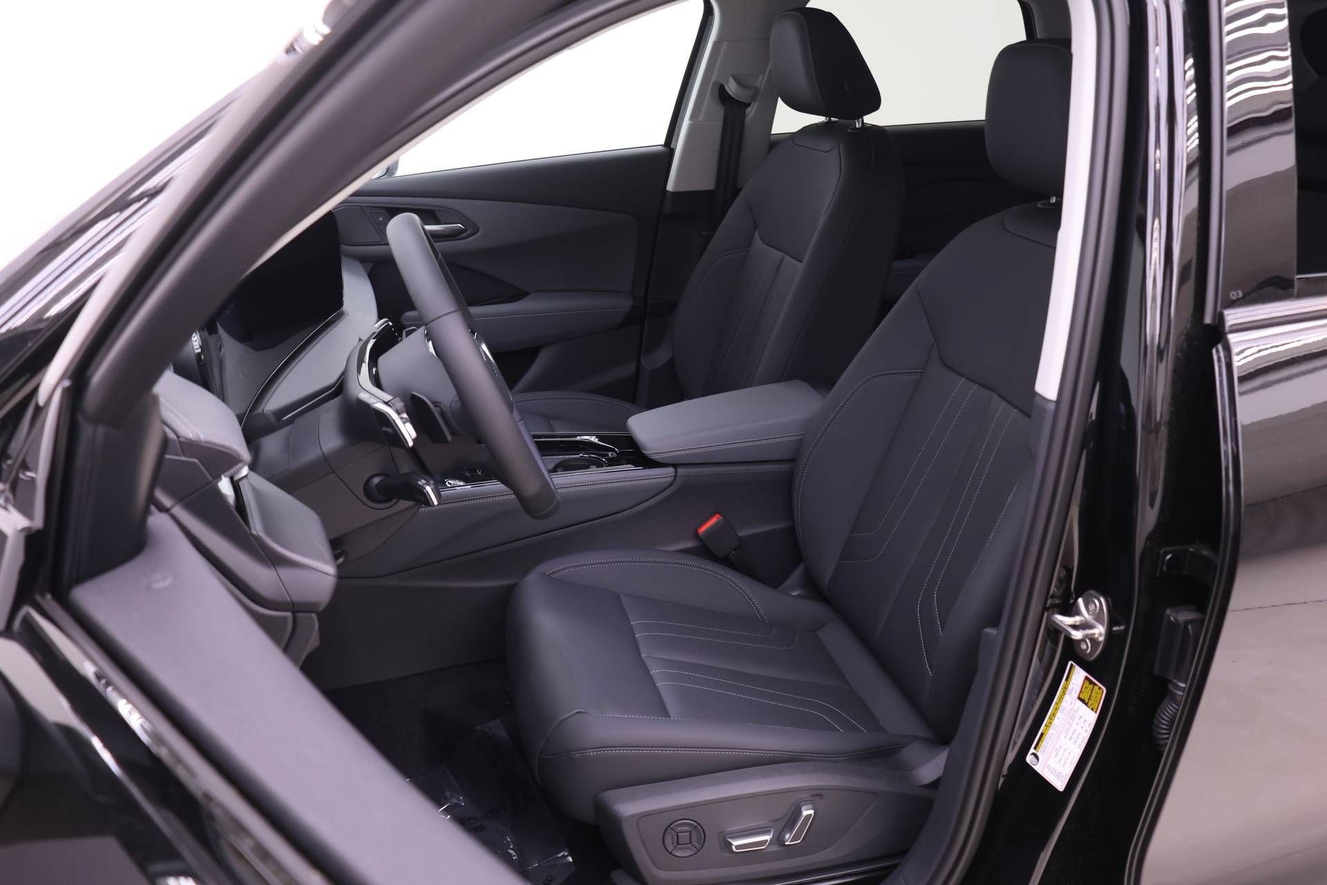 New 2026 Audi Q3 quattro 2.0T AWD/4WD image 7