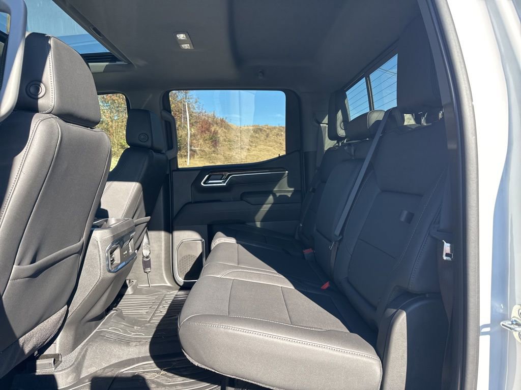 New 2025 GMC Sierra 1500 Elevation w/ Elevation Premium Package image 32