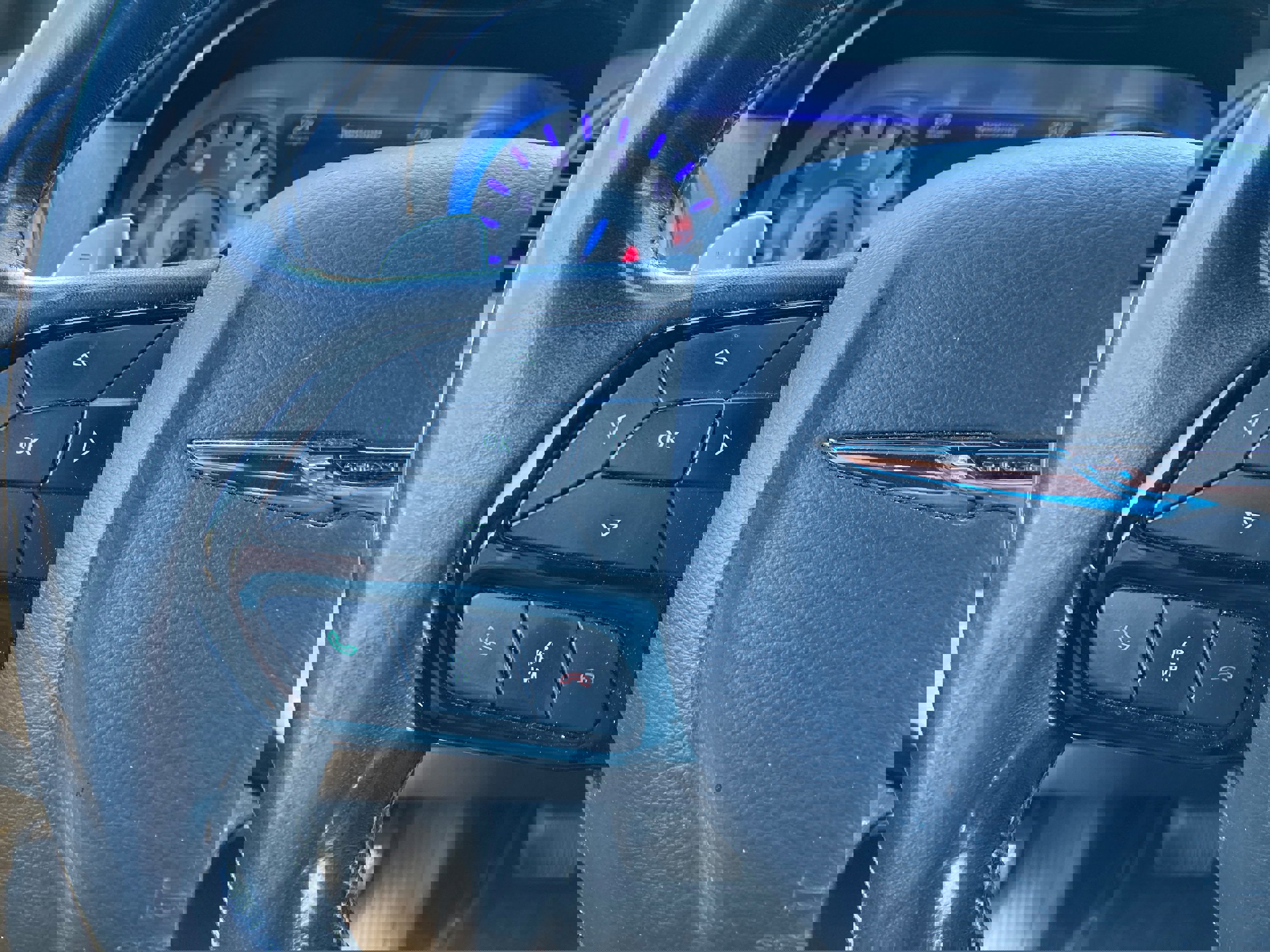 Used 2018 Chrysler 300 S image 18