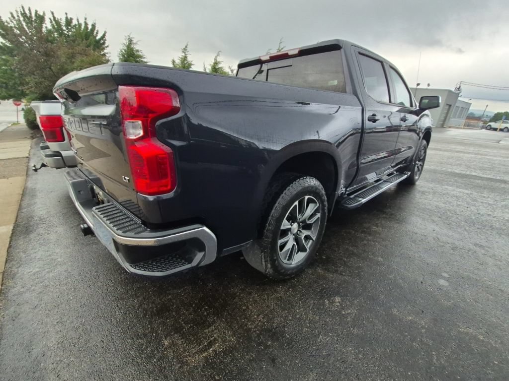 Used 2023 Chevrolet Silverado 1500 LT AWD/4WD image 7