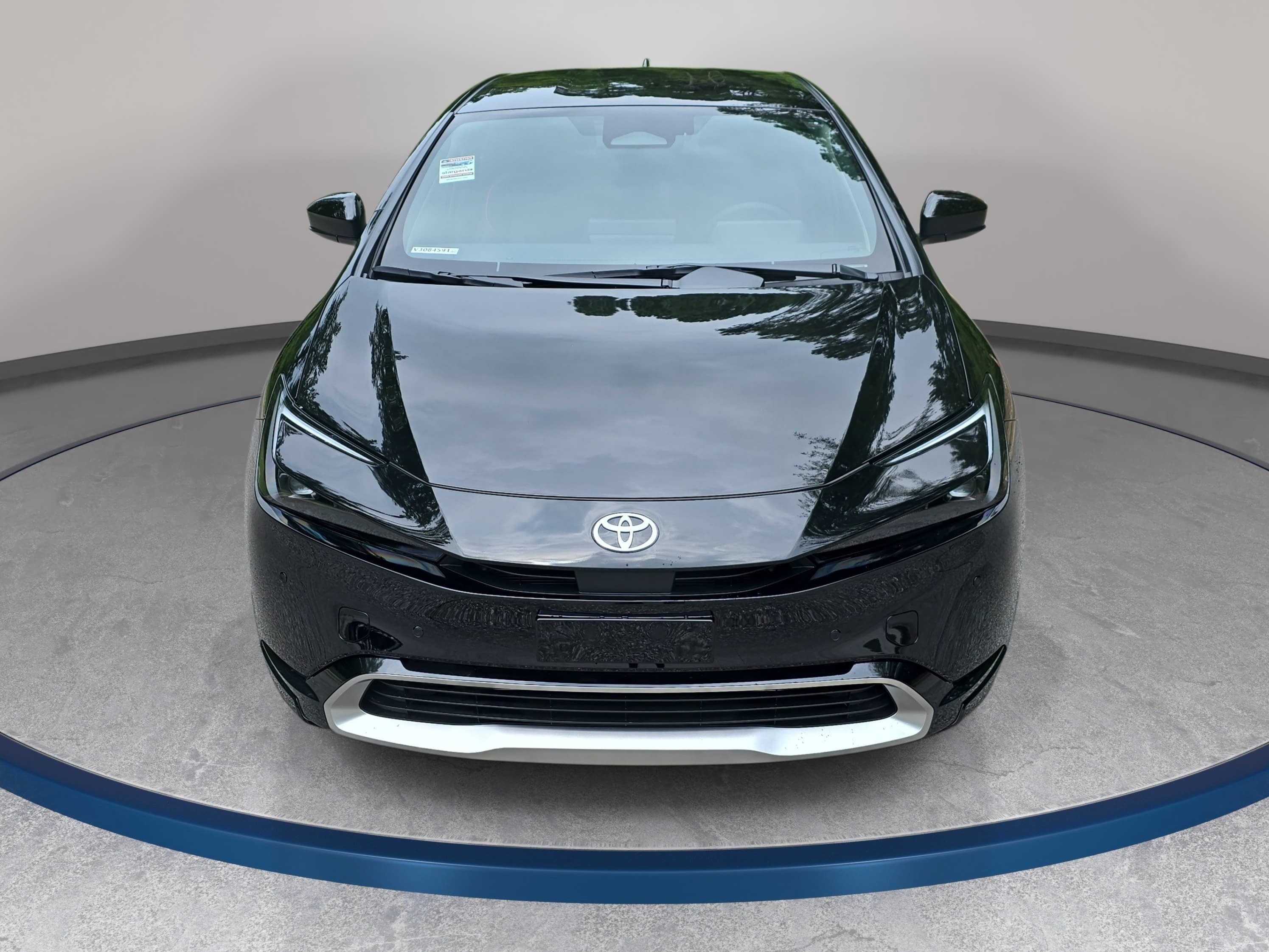 New 2027 Toyota Prius Plug-In Hybrid FWD image 2