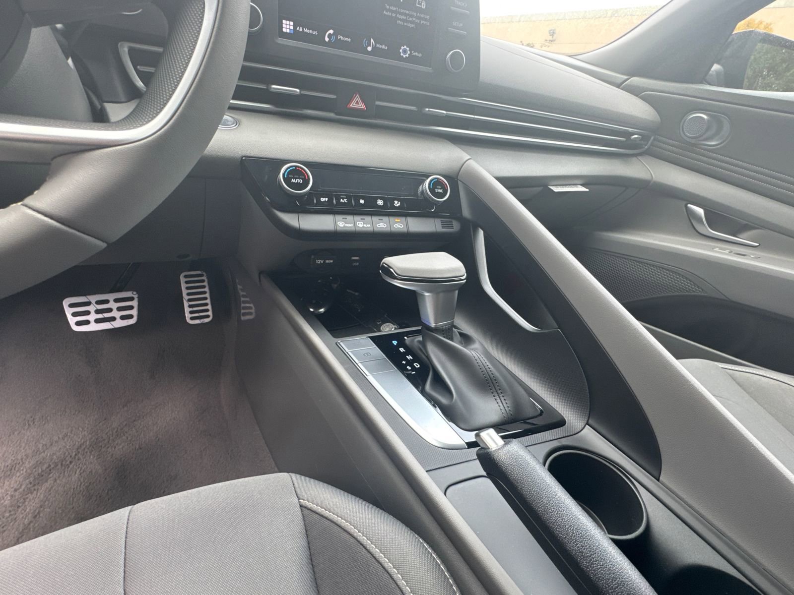 New 2026 Hyundai Elantra Sport image 30