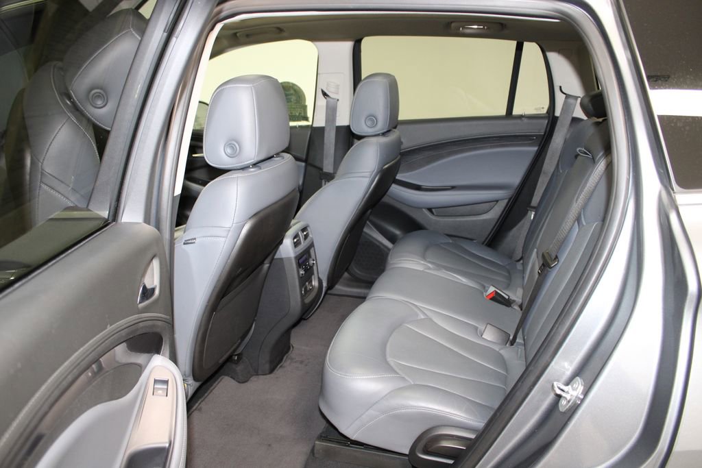 Used 2020 Buick Envision Premium w/ Driver Confidence Package image 23