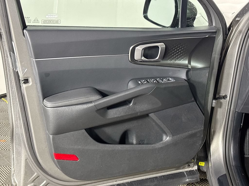 New 2026 Kia Sorento EX AWD/4WD image 10