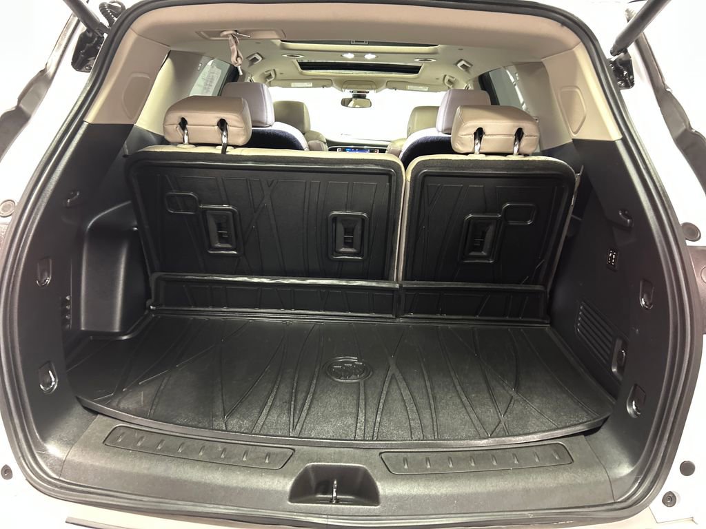 Used 2020 Buick Enclave Premium w/ Sun and Sites Package FWD image 26