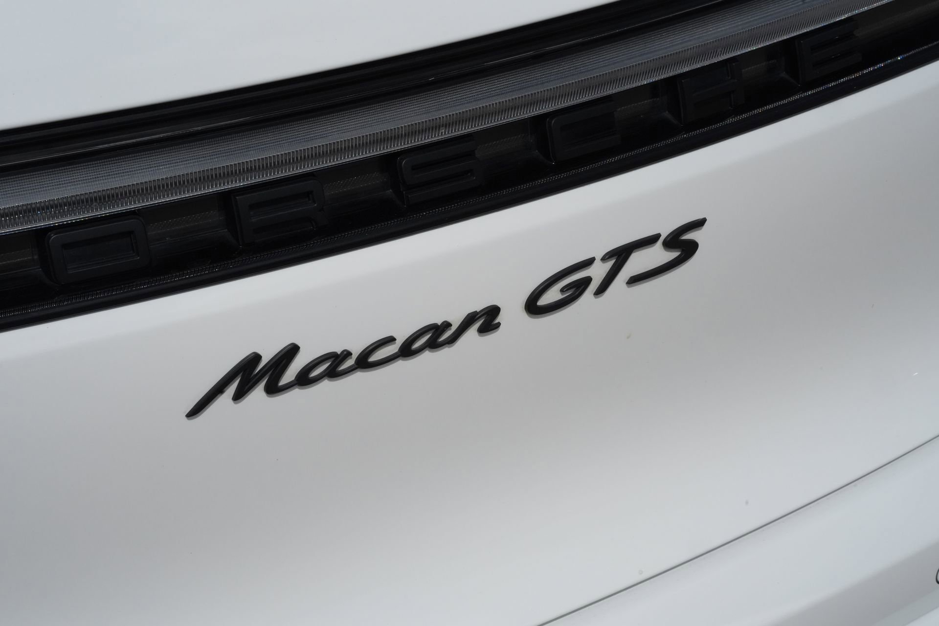Used 2024 Porsche Macan GTS AWD/4WD image 21