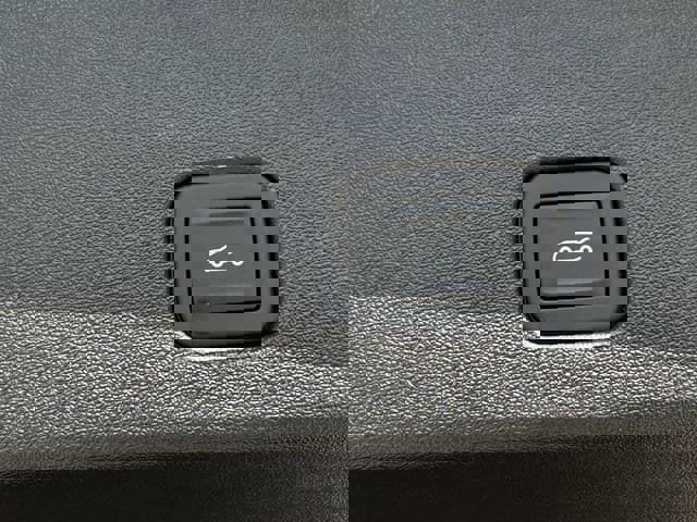 New 2026 Cadillac Optiq V w/ Magnus Launch Edition image 27