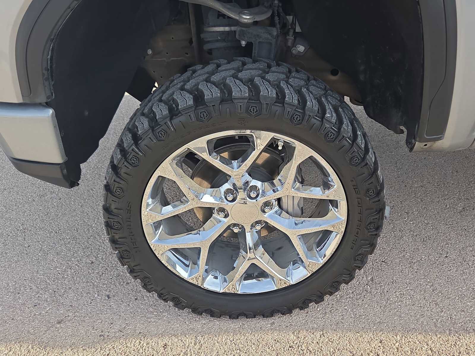 Used 2024 GMC Sierra 1500 Elevation image 8