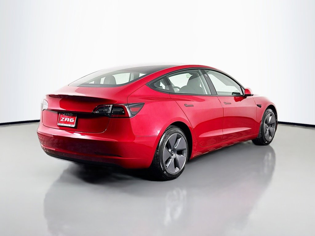 Used 2023 Tesla Model 3 Standard Range image 5