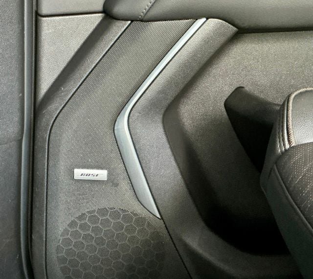Used 2021 Chevrolet Tahoe High Country RWD image 10